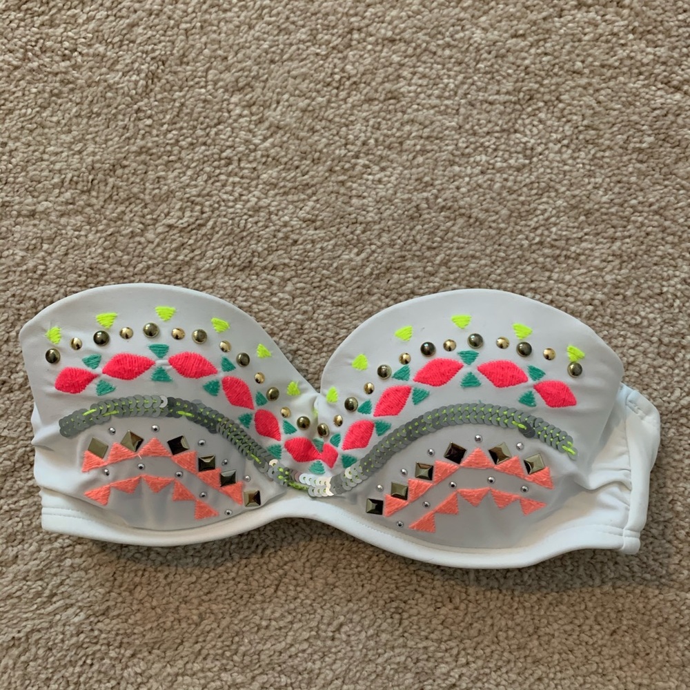 Xhilaration Bandeau Bikini Top